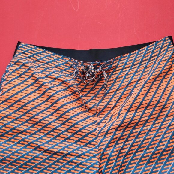 Nike swim trunk orange blue design men's size 36 - Picture 2 of 8